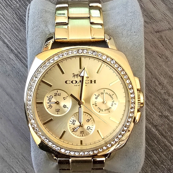 Beautiful Slightly worn Coach Gold Women's Watch - Kept in perfect condition - Picture 1 of 5